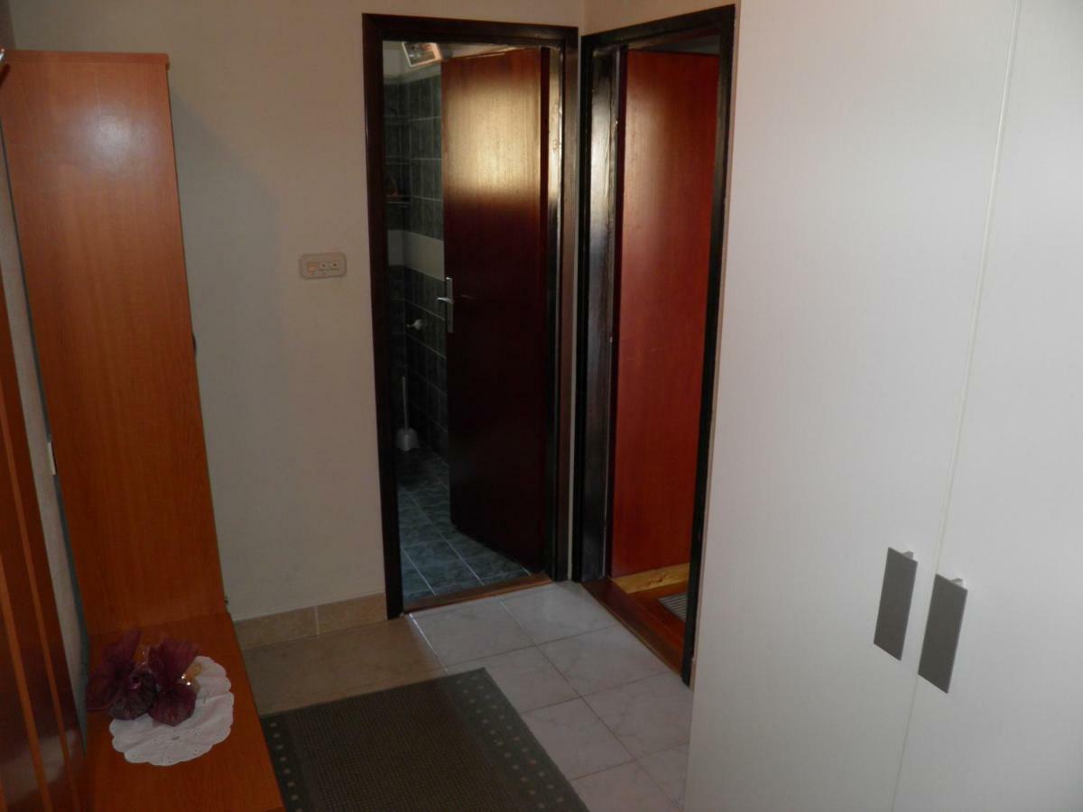 Apartman Mia Biograd ビオグラード・ナ・モル エクステリア 写真